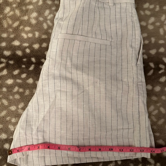 NEW Banana Republic - Linen-Blend Stripe Trouser Short - Picture 5 of 10